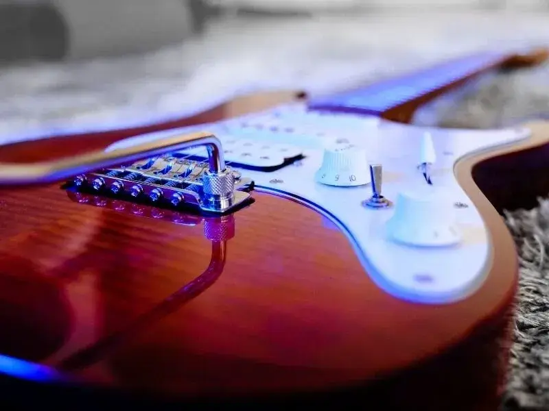 Jak podłączyć gitarę do komputera? Kompletny poradnik krok po kroku